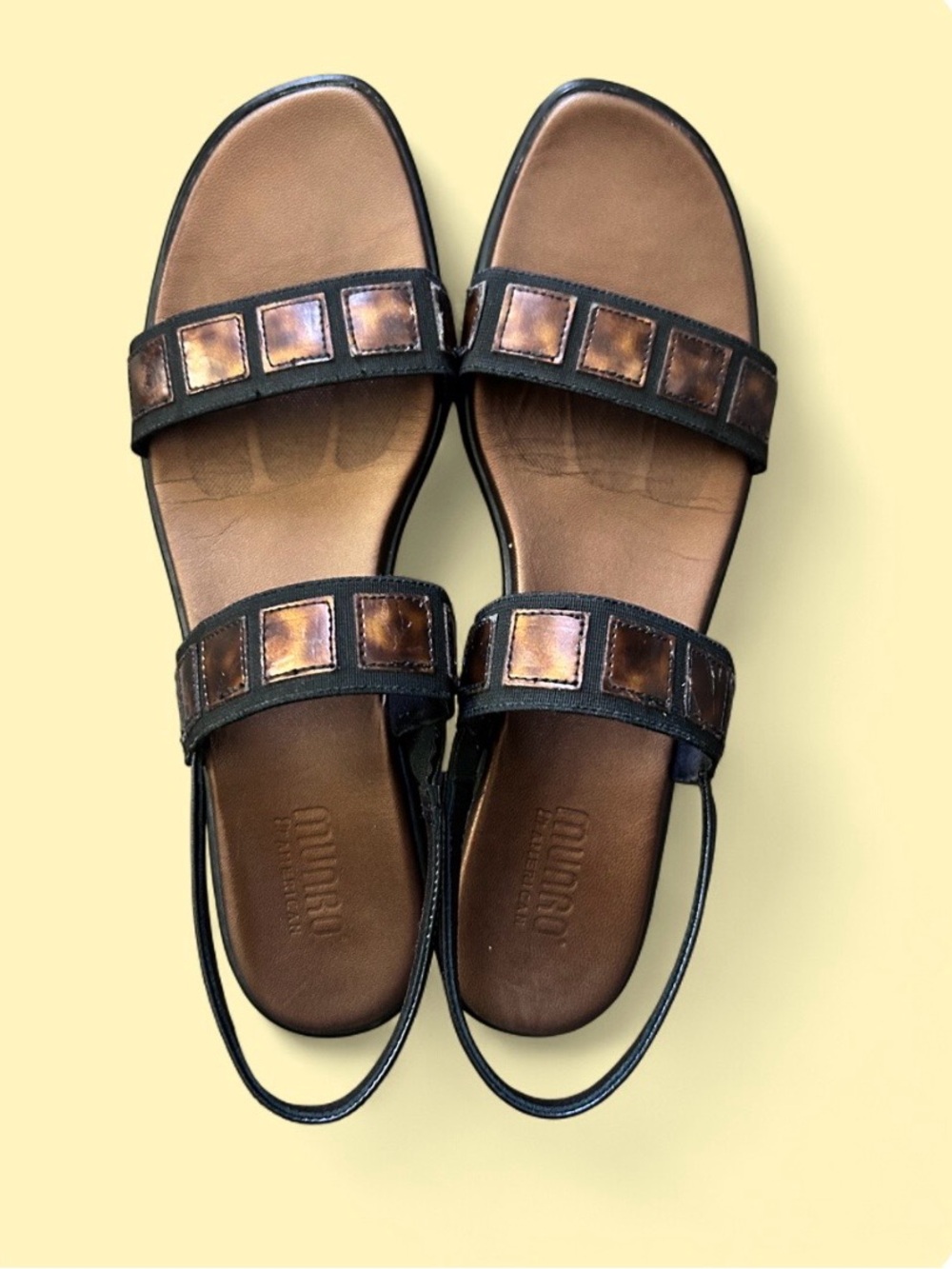 Munro Brown Slingback Sandals with Bronze Accents Size 11